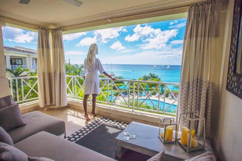 Designer Penthouse - Stunning Property With Amazing Views Saint James Exterior photo